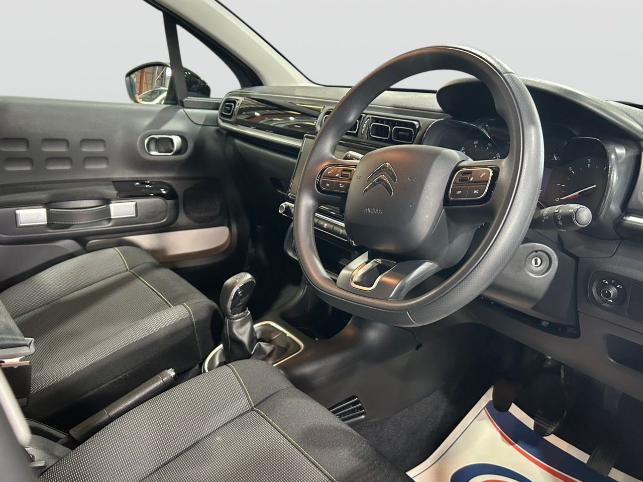 2024 74 CITROEN C3