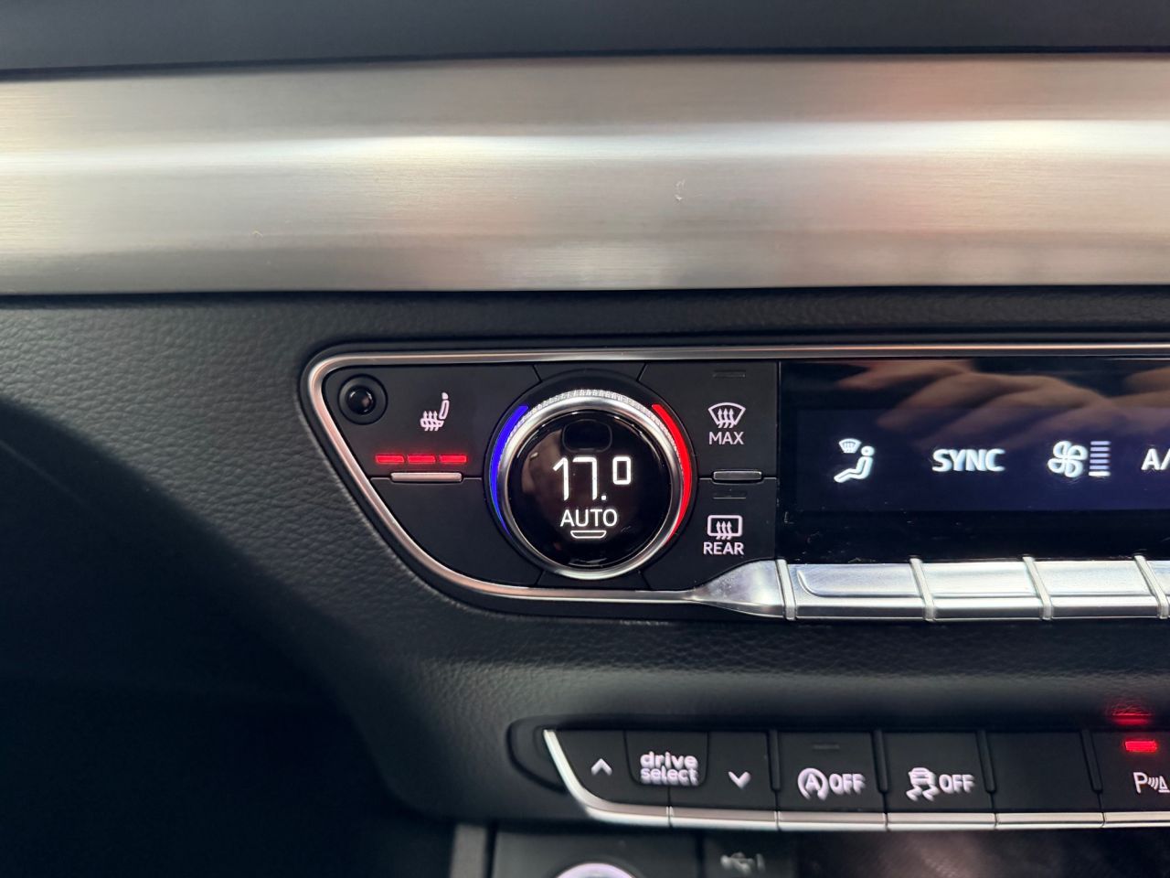 2020 AUDI Q5 S Line - vehicle photo 41 for sale on PureCar