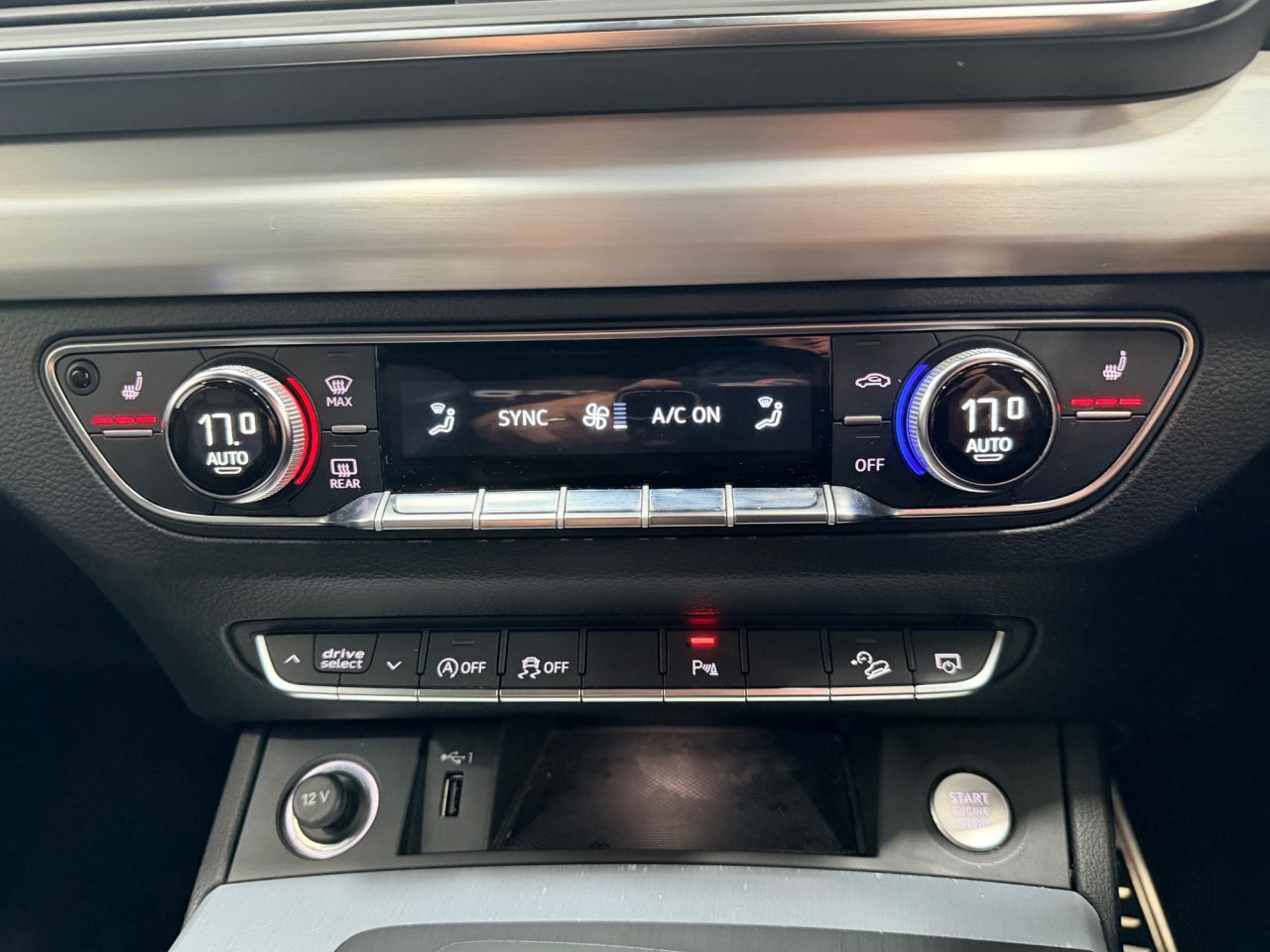 2020 AUDI Q5 S Line - vehicle photo 40 for sale on PureCar