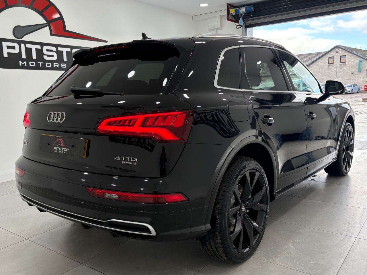 2020 AUDI Q5 S Line - vehicle photo 11 for sale on PureCar