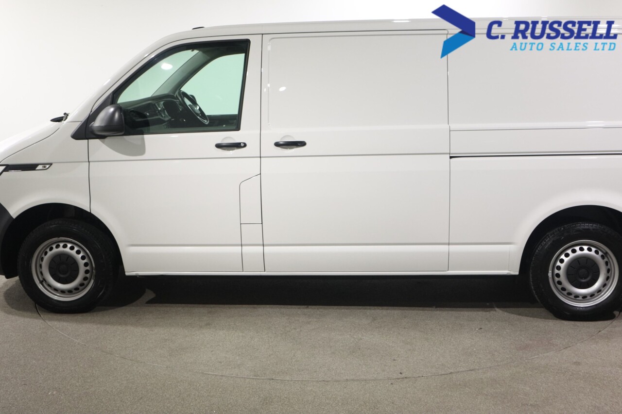2023 VOLKSWAGEN TRANSPORTER 2.0 TDI T32 Startline Panel Van 5dr Diesel Manual FWD LWB Euro 6 (s/s) (150 - vehicle photo 16 for sale on PureCar