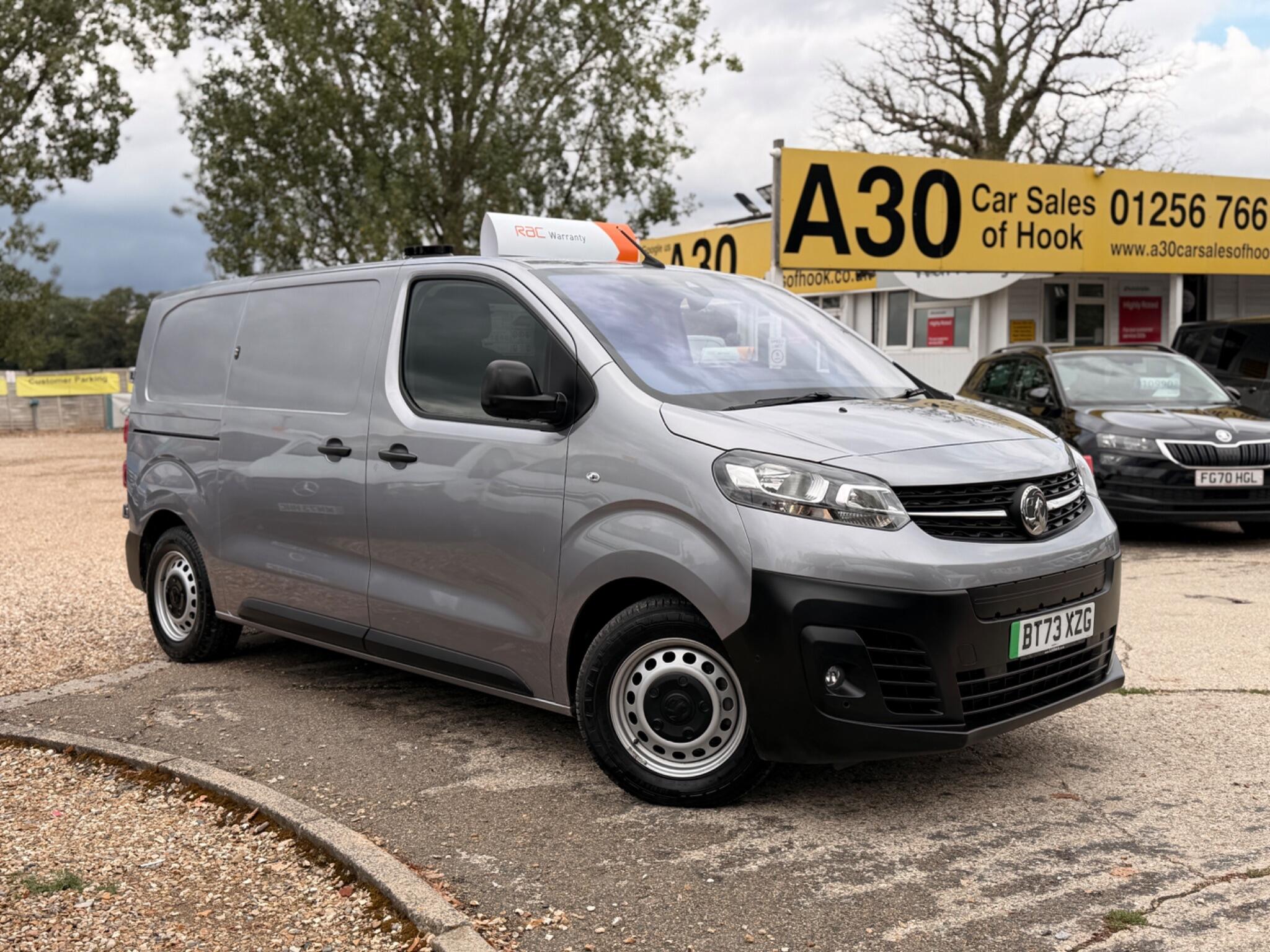 2023 VAUXHALL VIVARO