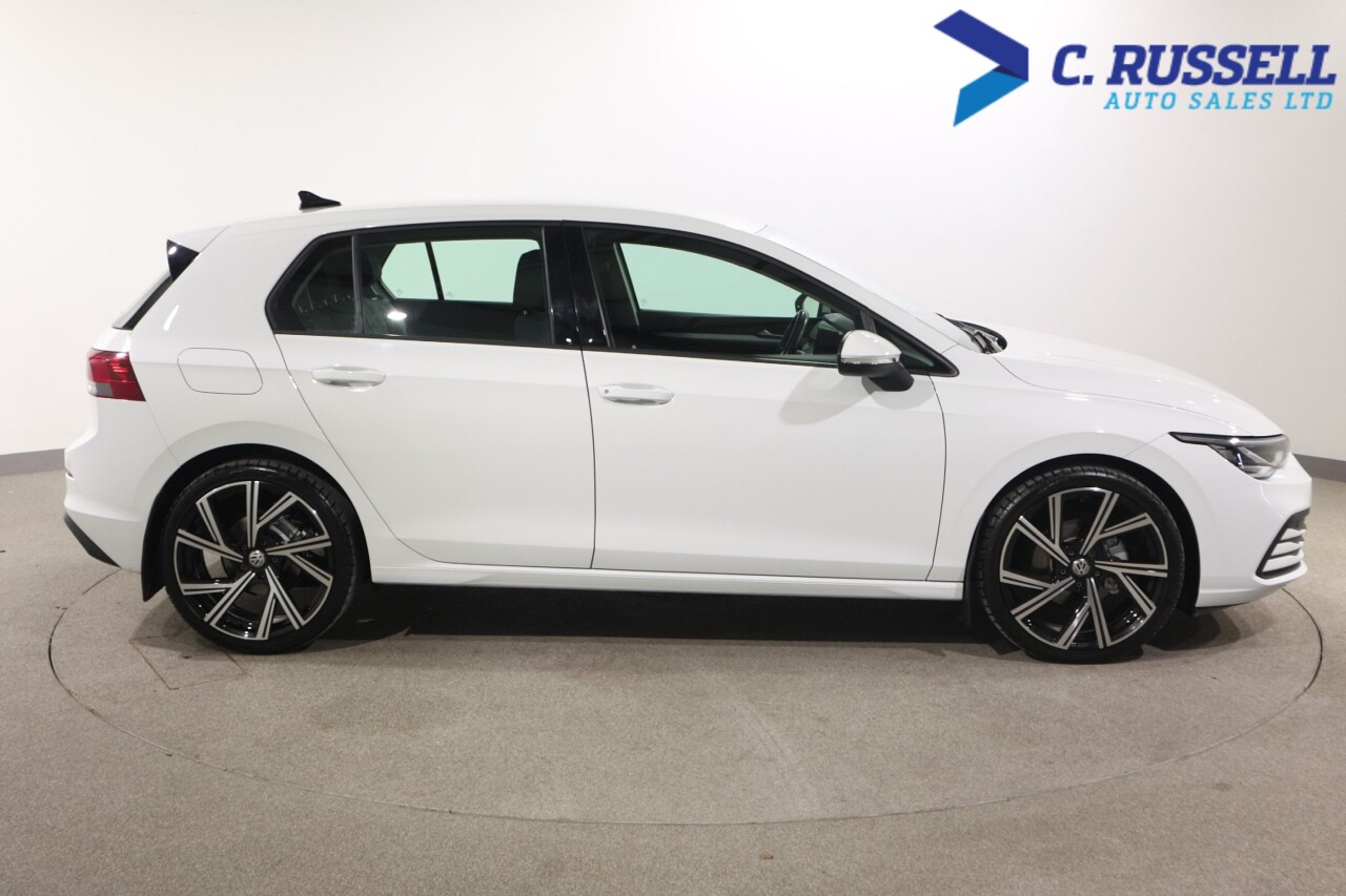 2024 VOLKSWAGEN GOLF 1.0 TSI Life Hatchback 5dr Petrol Manual Euro 6 (s/s) (110 ps) - vehicle photo 8 for sale on PureCar