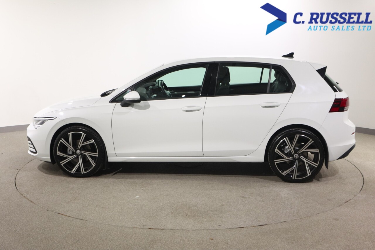 2024 VOLKSWAGEN GOLF 1.0 TSI Life Hatchback 5dr Petrol Manual Euro 6 (s/s) (110 ps) - vehicle photo 16 for sale on PureCar