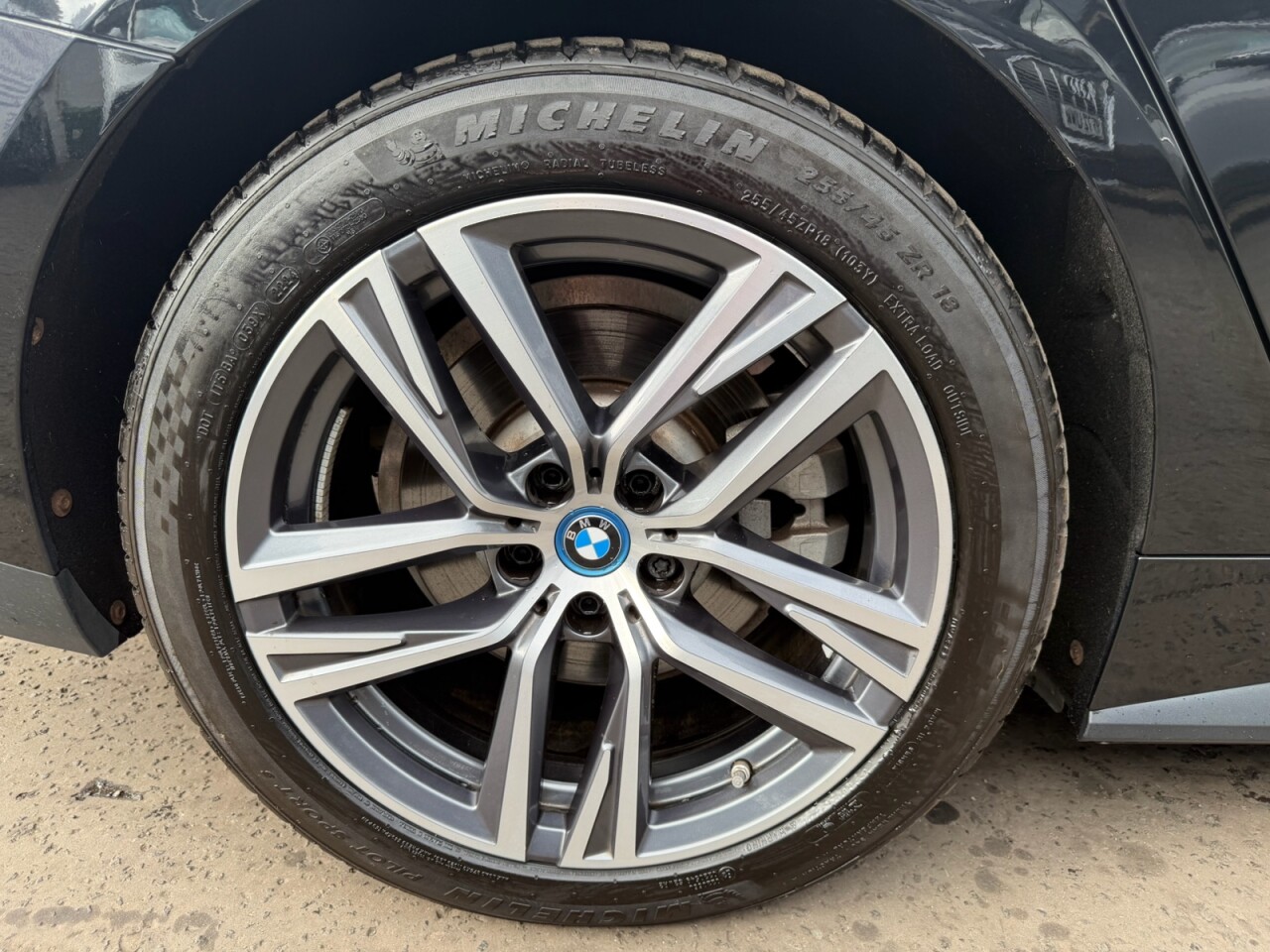 2022 BMW I4 40 83.9kWh Sport Gran Coupe 5dr Electric Auto eDrive (340 ps) YES ONLY 1886 - vehicle photo 11 for sale on PureCar