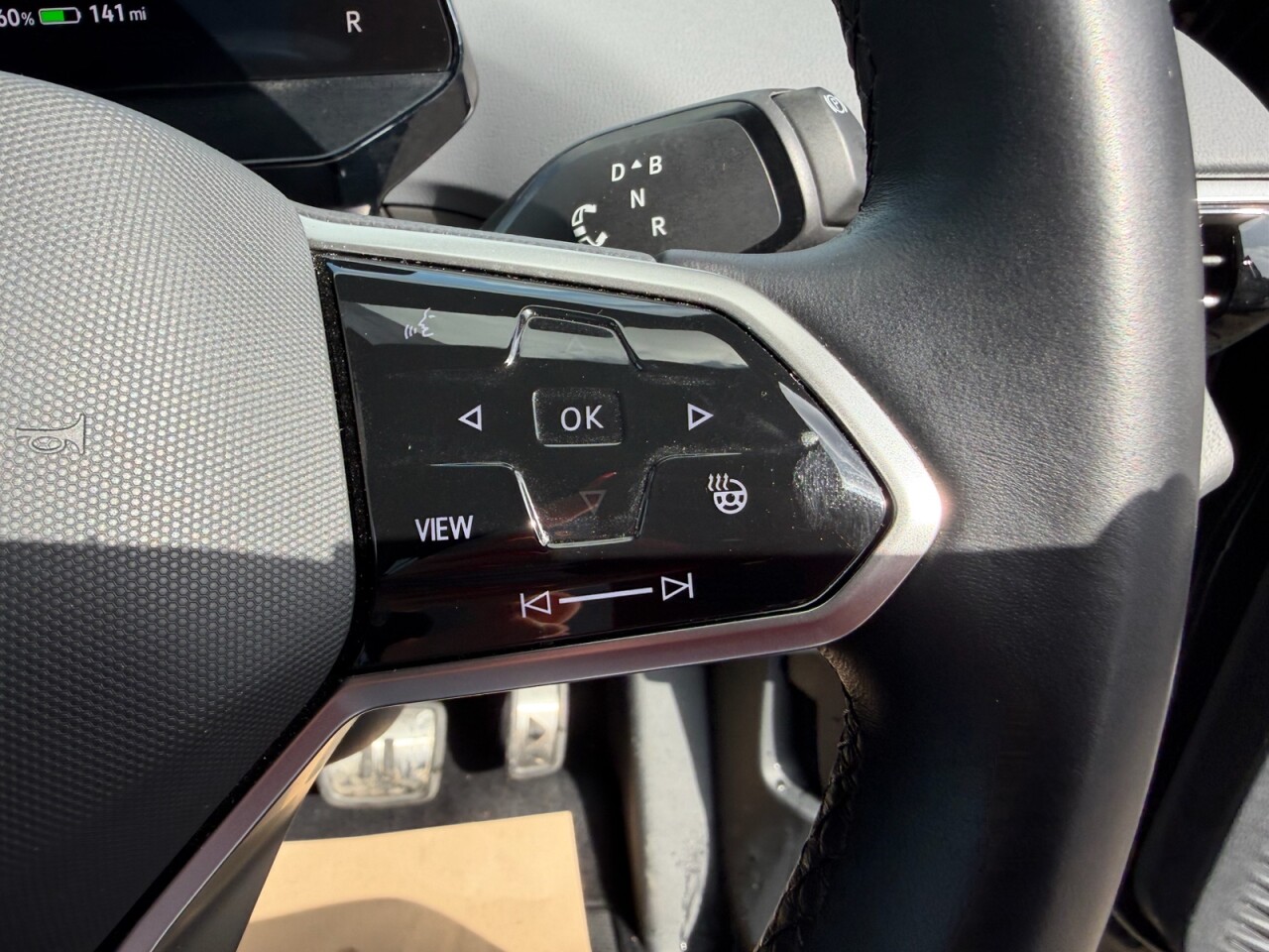 2024 VOLKSWAGEN ID4 Pure Performance 52kWh Life Edition SUV 5dr Electric Auto (170 ps) ONLY 241 - vehicle photo 25 for sale on PureCar