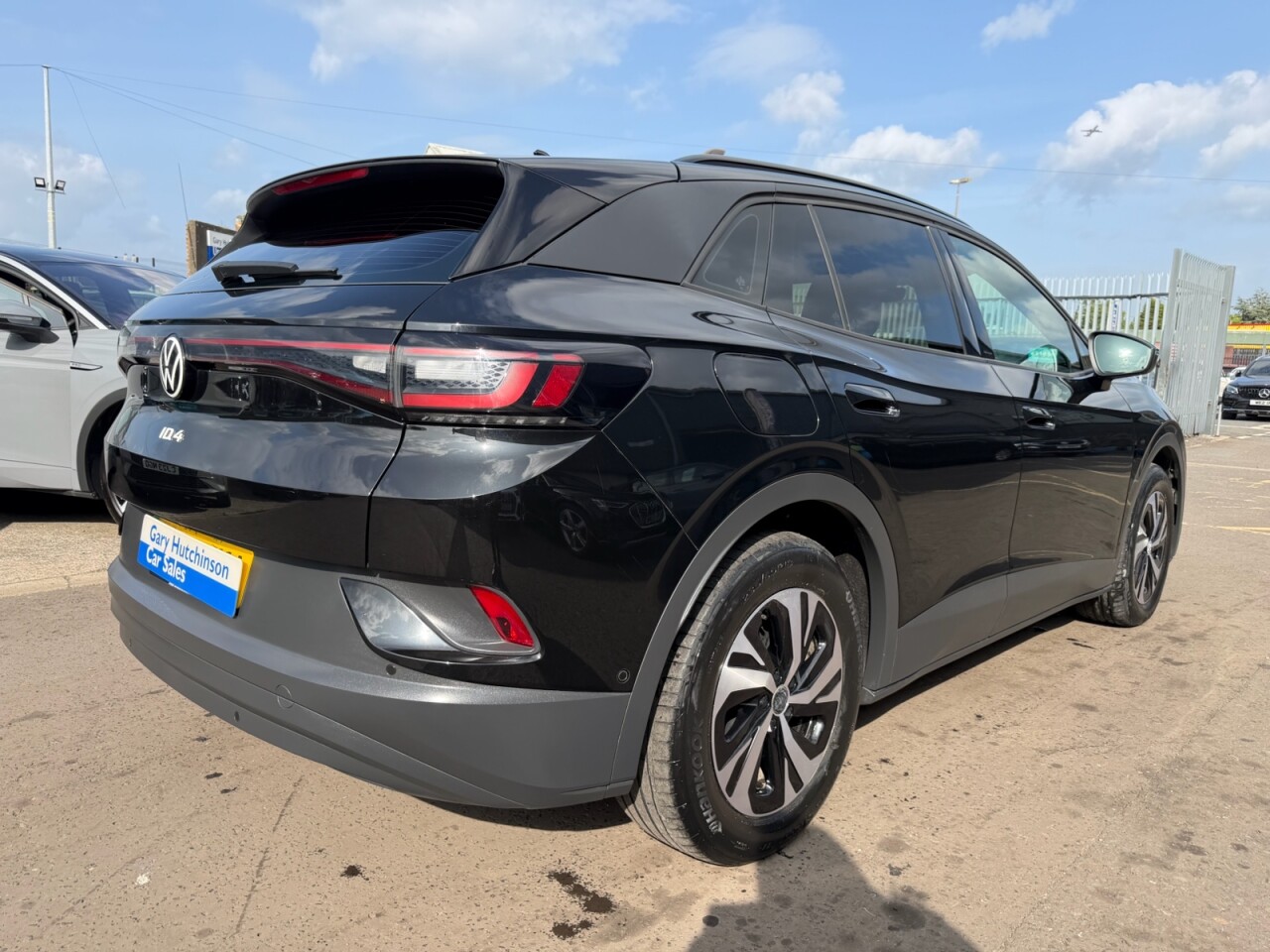 2024 VOLKSWAGEN ID4 Pure Performance 52kWh Life Edition SUV 5dr Electric Auto (170 ps) ONLY 241 - vehicle photo 32 for sale on PureCar