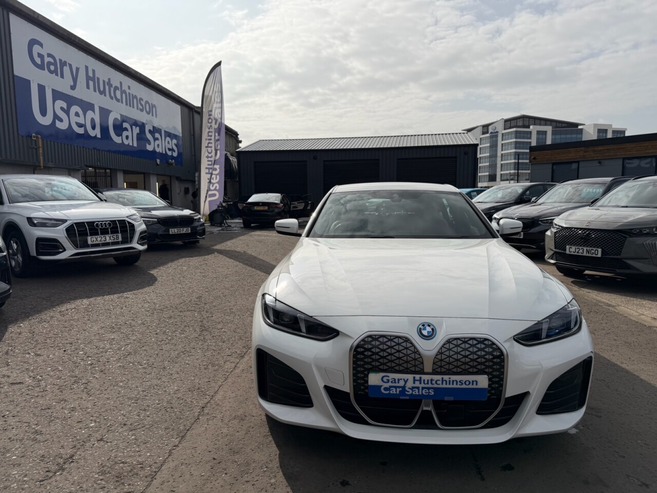 2025 BMW I4 35 70.2kWh M Sport Gran Coupe 5dr Electric Auto eDrive (286 ps) ONLY 28423 - vehicle photo 13 for sale on PureCar