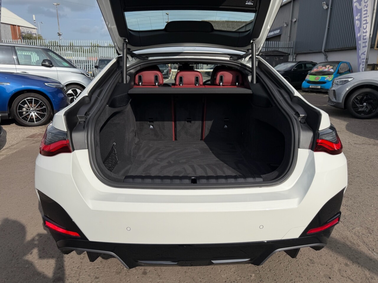 2025 BMW I4 35 70.2kWh M Sport Gran Coupe 5dr Electric Auto eDrive (286 ps) ONLY 28423 - vehicle photo 39 for sale on PureCar
