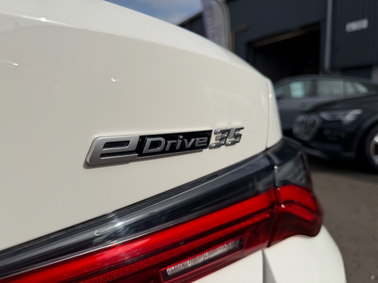 2025 BMW I4 35 70.2kWh M Sport Gran Coupe 5dr Electric Auto eDrive (286 ps) ONLY 28423 - vehicle photo 43 for sale on PureCar