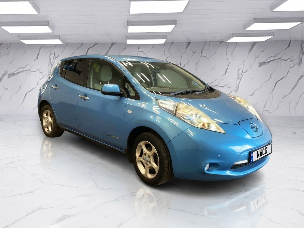 2011 NISSAN LEAF