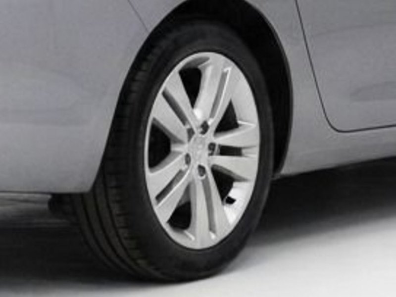 2016 Peugeot 308 SW in grey — photo 9 of 18