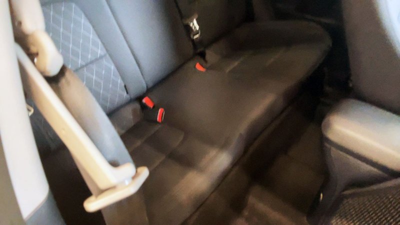 2015 Kia Rio in yellow — photo 11 of 12