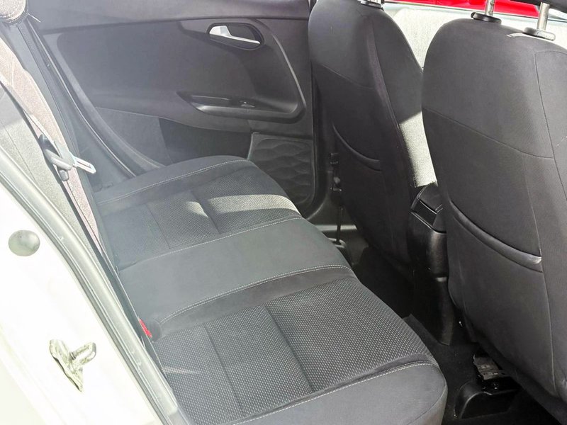 2017 Fiat Tipo in white — photo 21 of 21