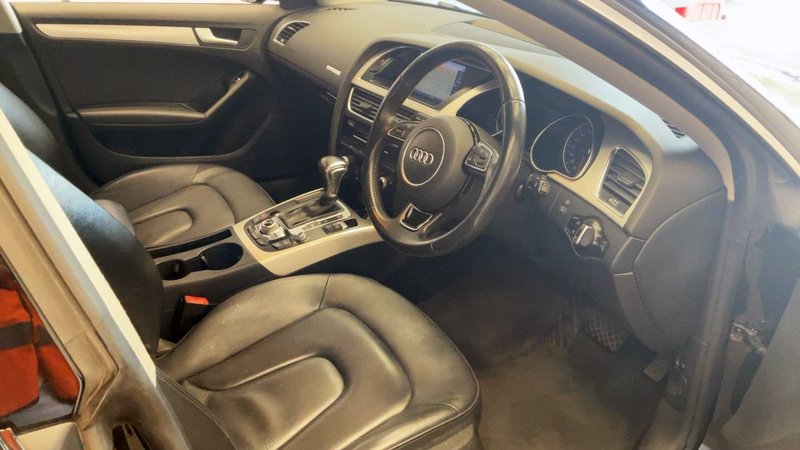 2016 Audi A5 in black — photo 7 of 10
