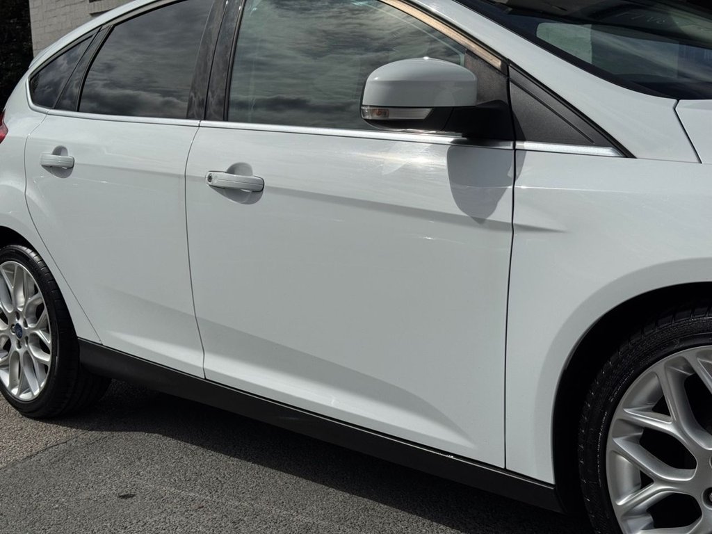 2017 Ford Focus — image 12