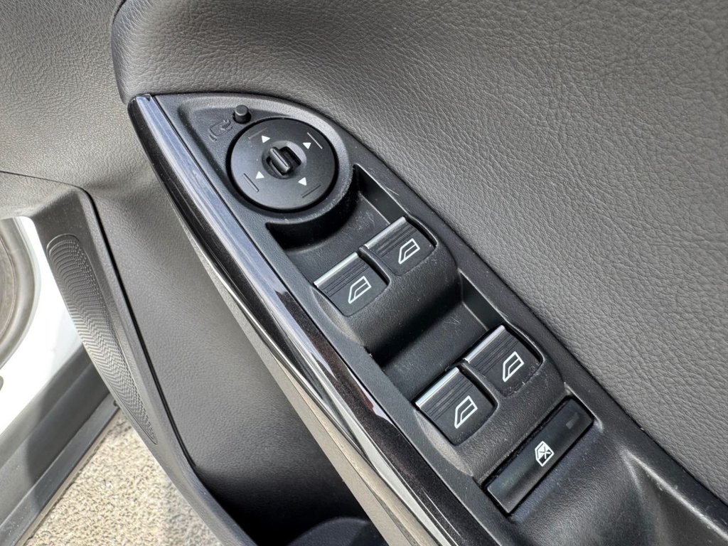 2017 Ford Focus — image 42