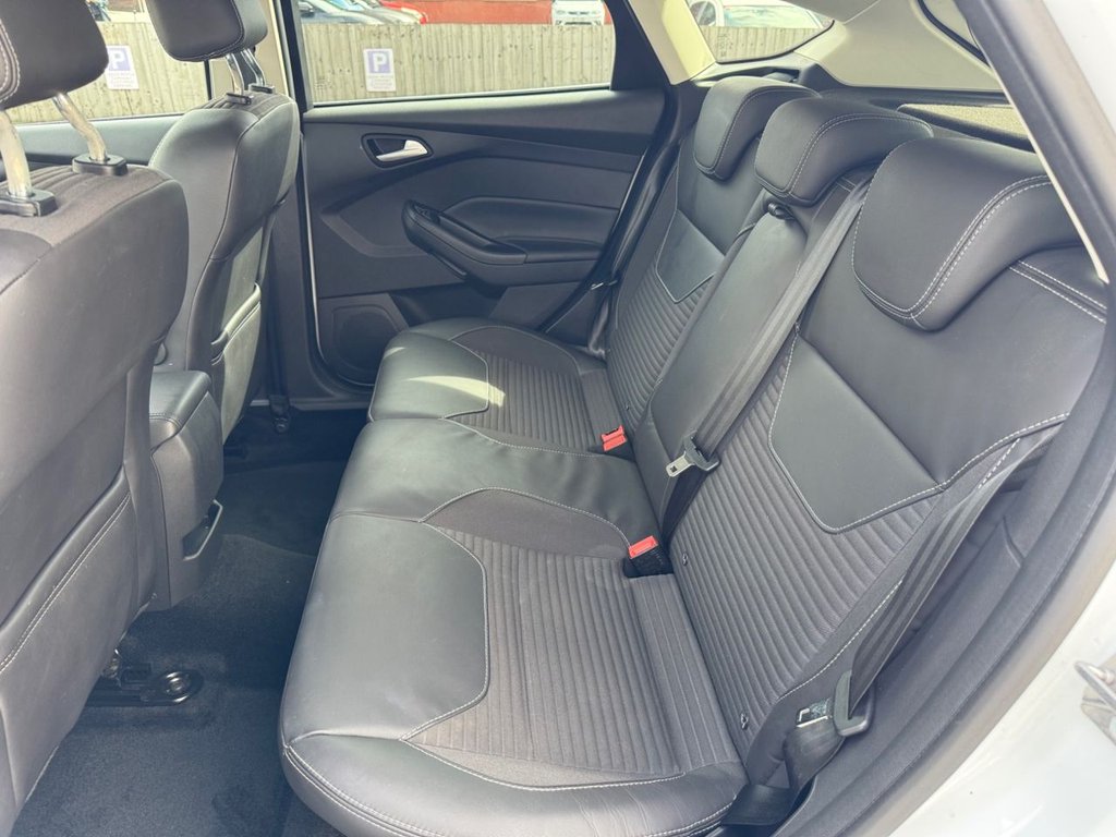 2017 Ford Focus — image 22