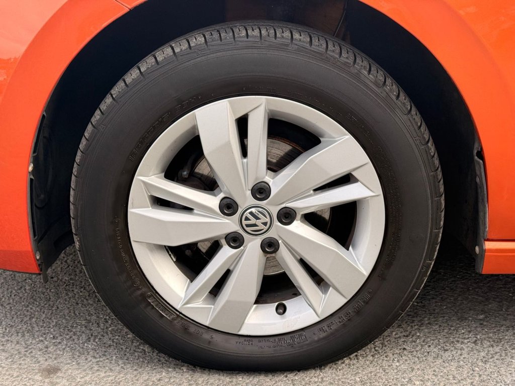 2019 Volkswagen Polo — image 13