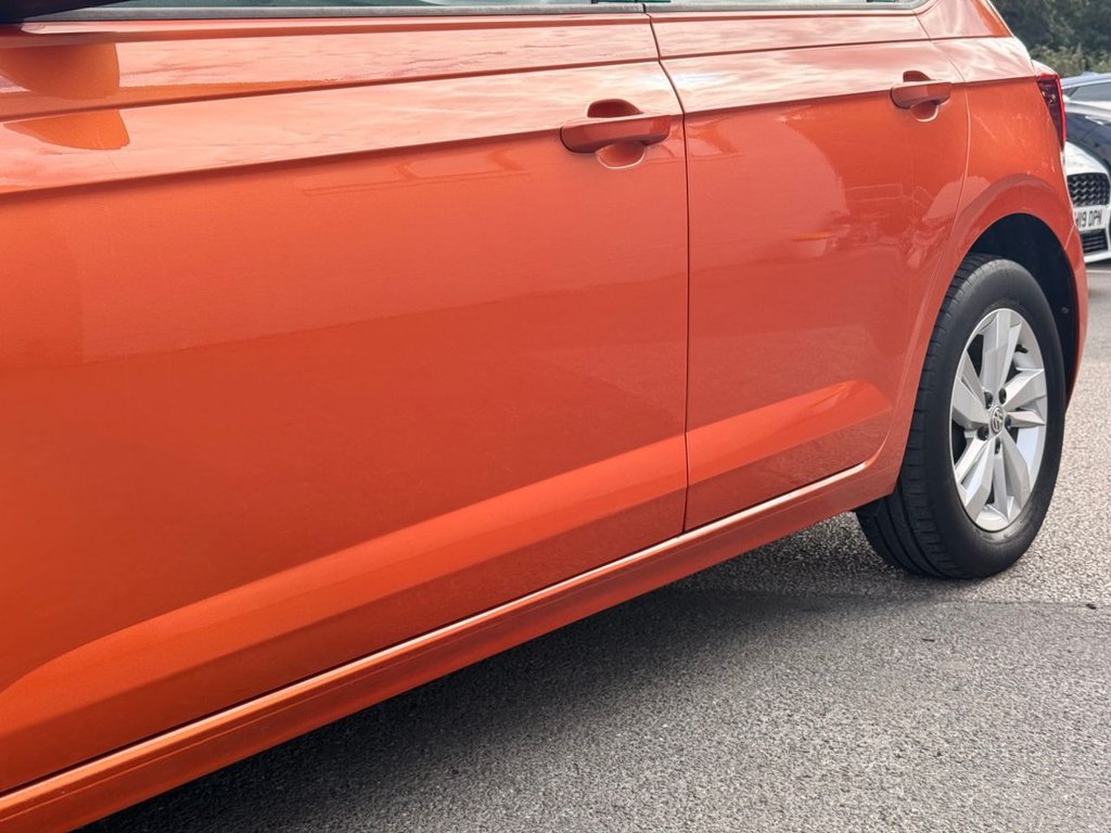 2019 Volkswagen Polo — image 15