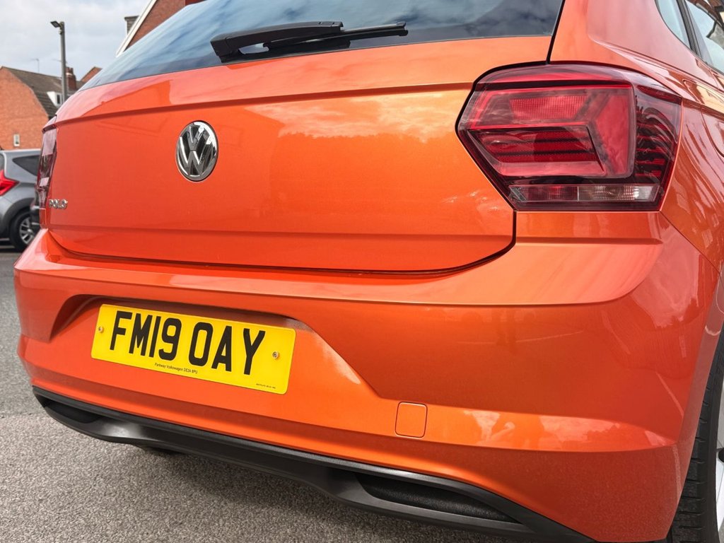 2019 Volkswagen Polo — image 19