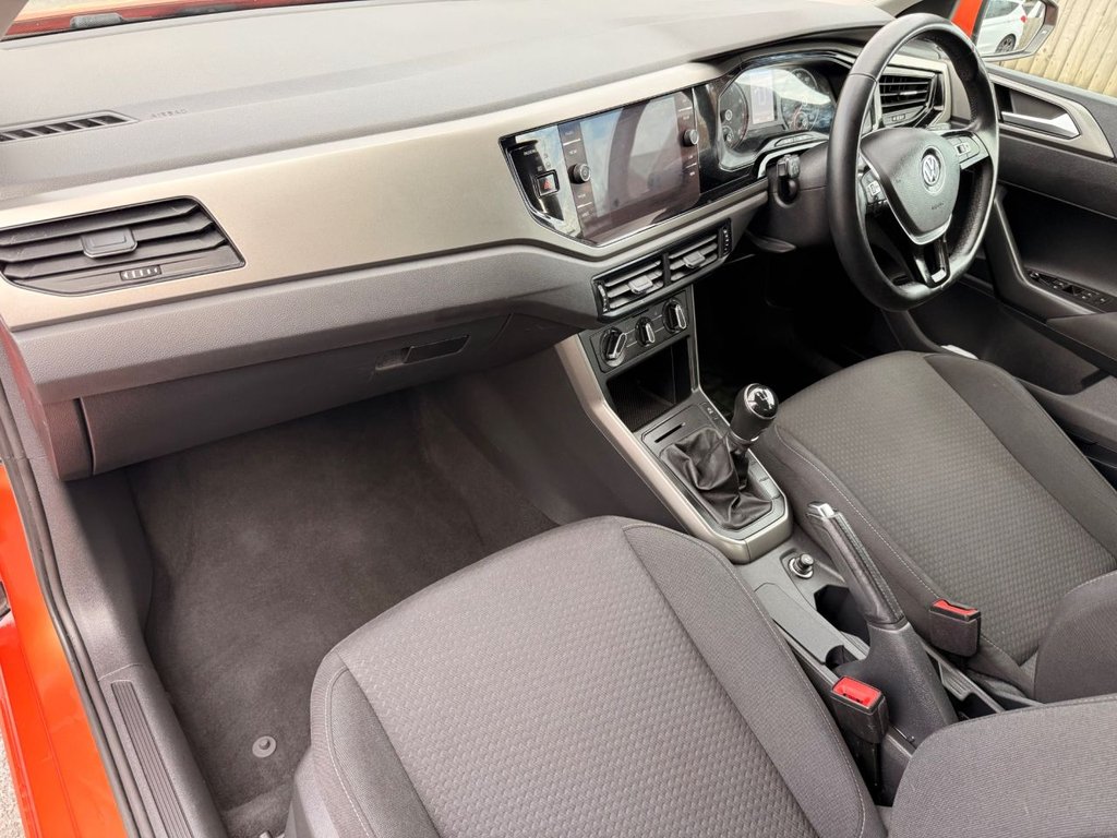 2019 Volkswagen Polo — image 26
