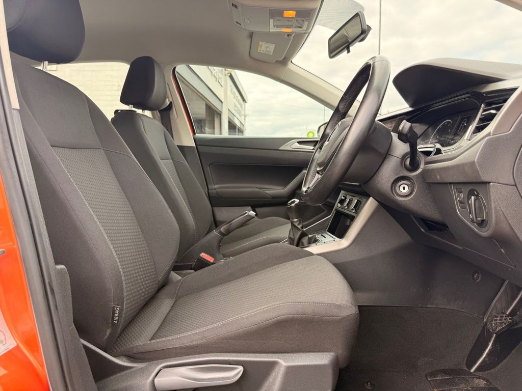 2019 Volkswagen Polo — image 27