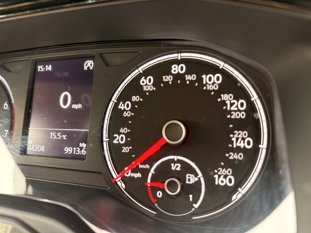2019 Volkswagen Polo — image 35