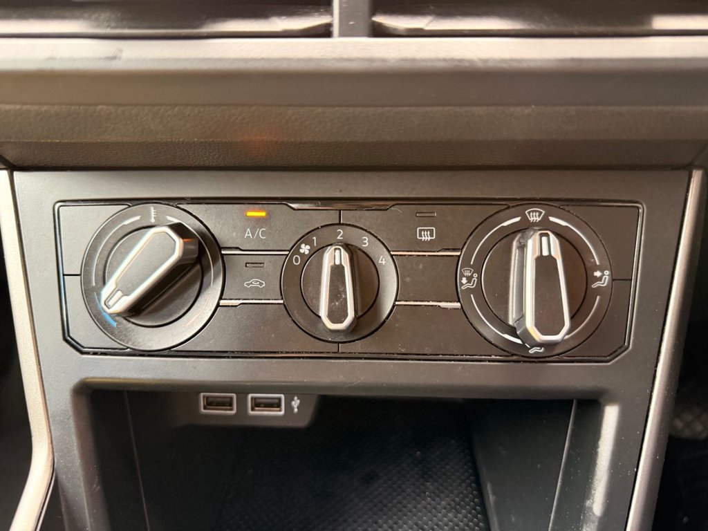 2019 Volkswagen Polo — image 41