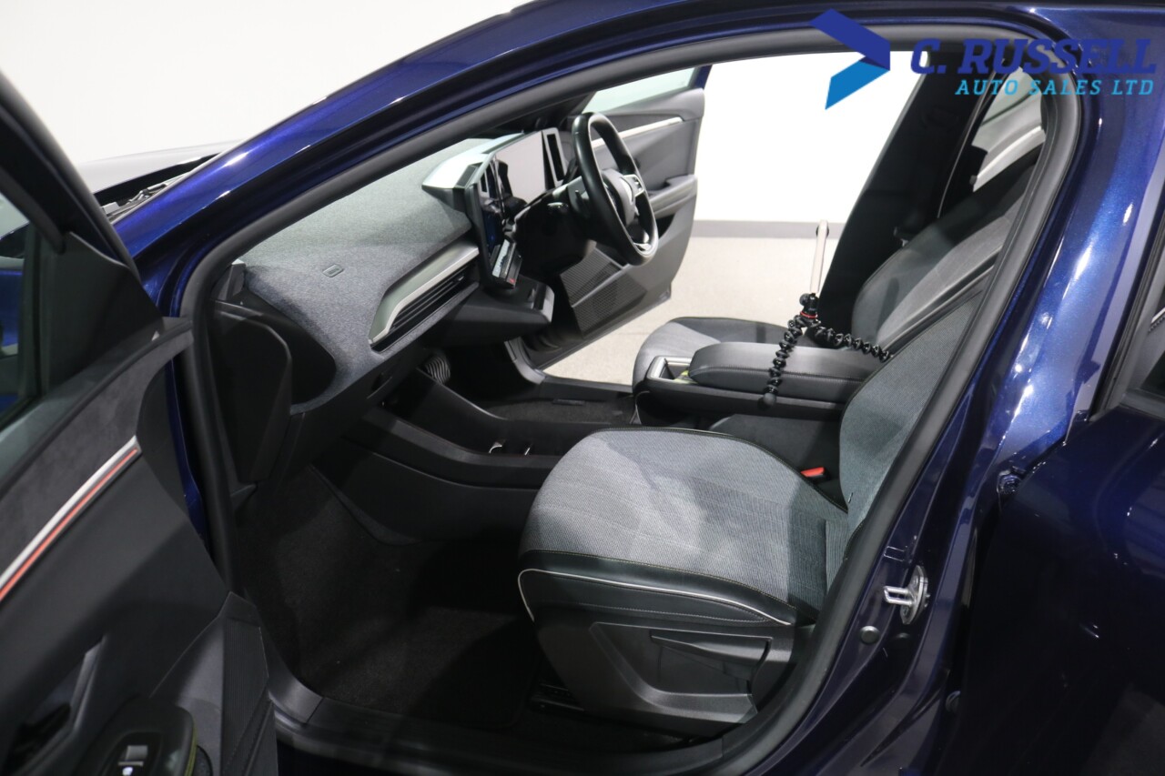 2024 RENAULT MEGANE E-TECH 60kWh techno+ Hatchback 5dr Electric Auto (optimum charge) (220 ps) - vehicle photo 30 for sale on PureCar