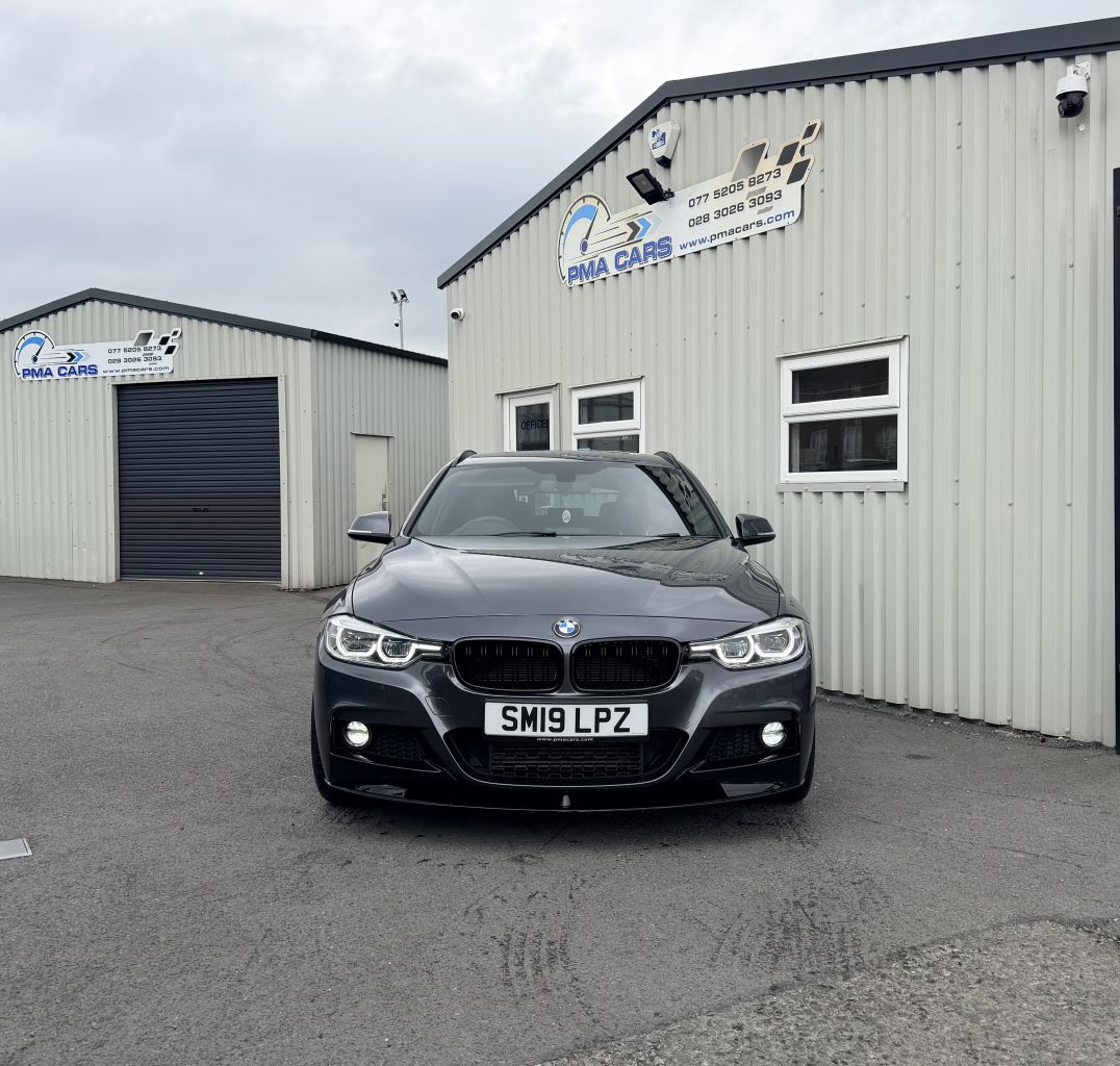 2019 BMW 3 SERIES 2.0 320d M Sport Touring 5dr Diesel Auto Euro 6 (s/s) (190 ps) - vehicle photo 2 for sale on PureCar