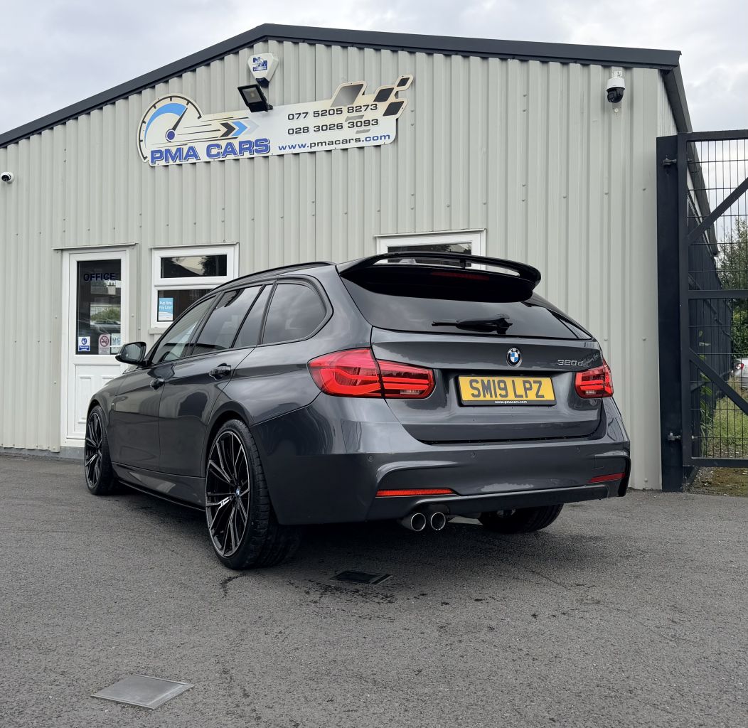 2019 BMW 3 SERIES 2.0 320d M Sport Touring 5dr Diesel Auto Euro 6 (s/s) (190 ps) - vehicle photo 4 for sale on PureCar