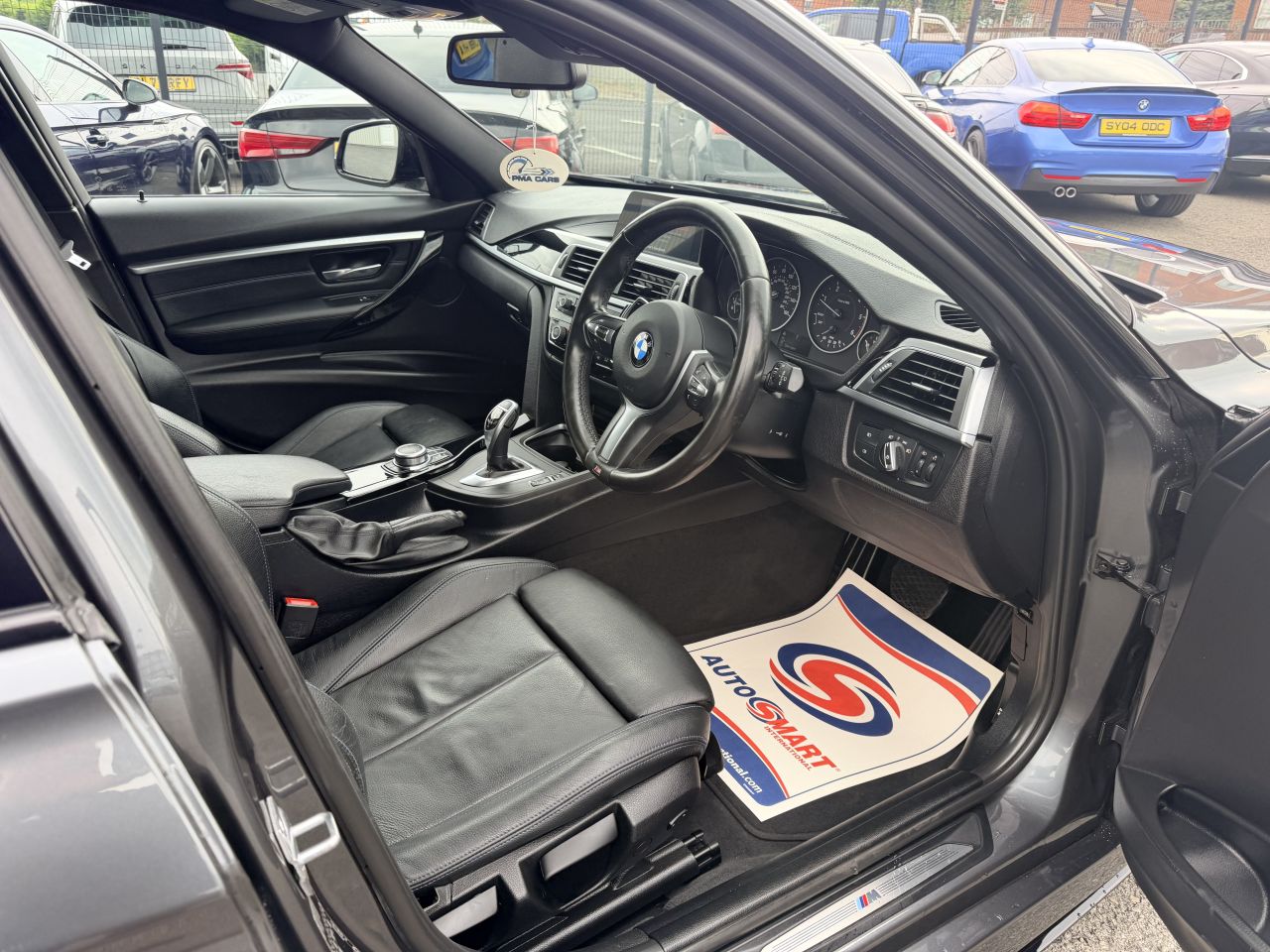 2019 BMW 3 SERIES 2.0 320d M Sport Touring 5dr Diesel Auto Euro 6 (s/s) (190 ps) - vehicle photo 9 for sale on PureCar