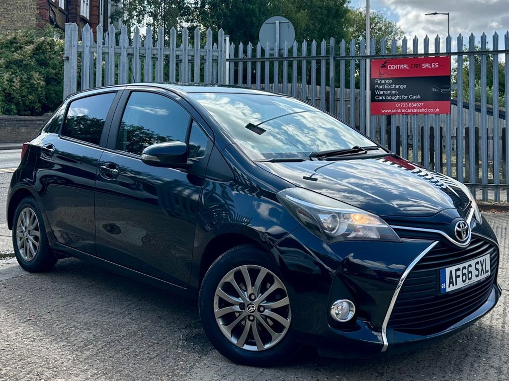 2016 Toyota YARIS