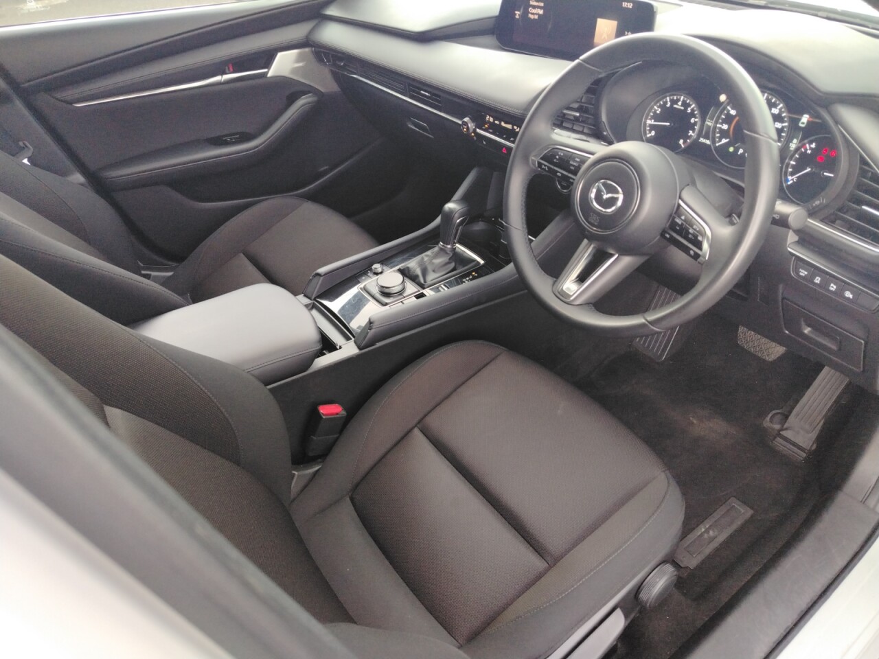 2025 MAZDA MAZDA3 2.5 e-SKYACTIV-G MHEV Exclusive-Line Hatchback 5dr Petrol Auto Euro 6 (s/s) - vehicle photo 24 for sale on PureCar