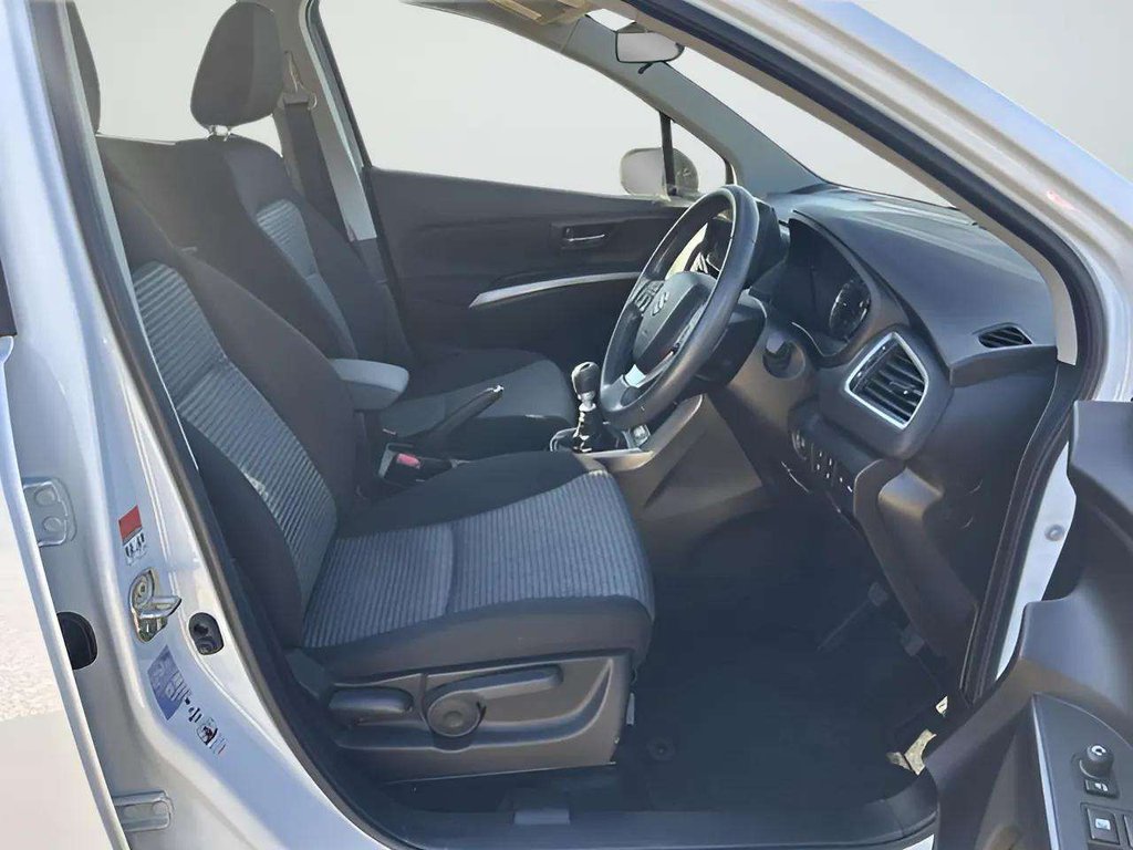 2023 Suzuki S-Cross — image 7