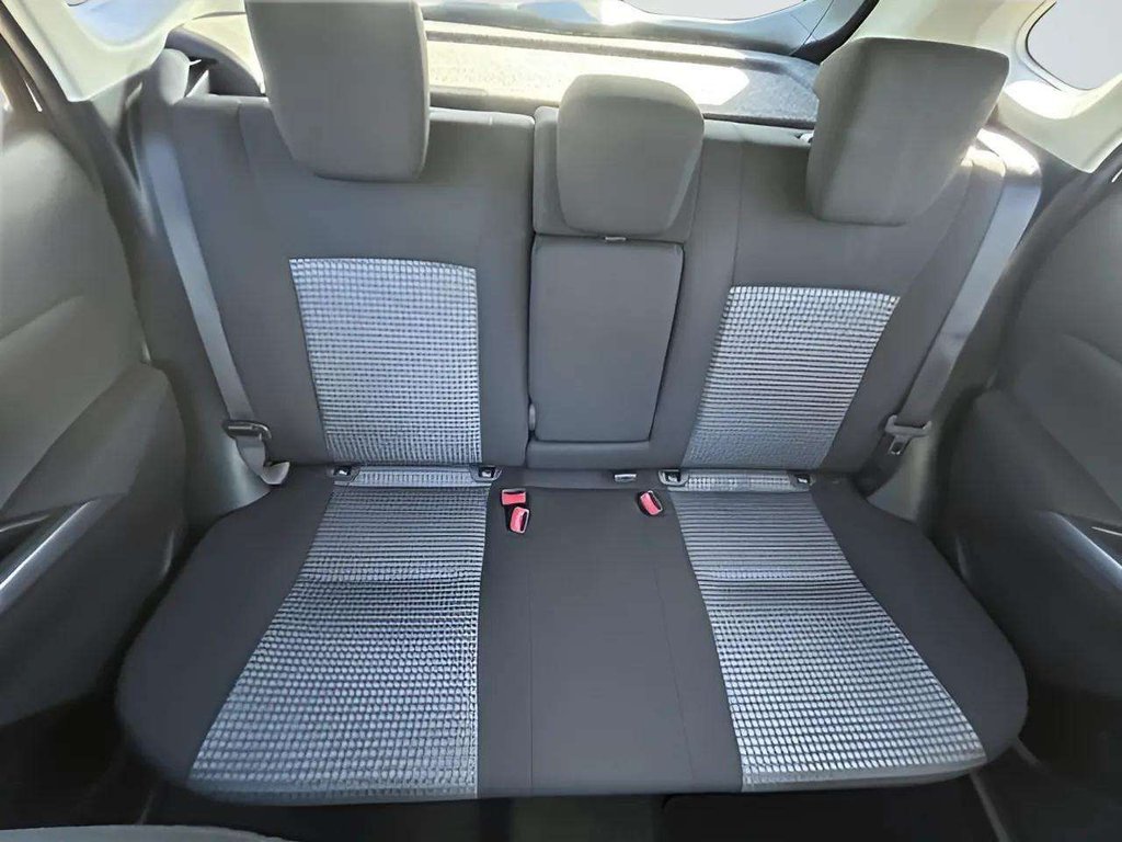 2023 Suzuki S-Cross — image 8