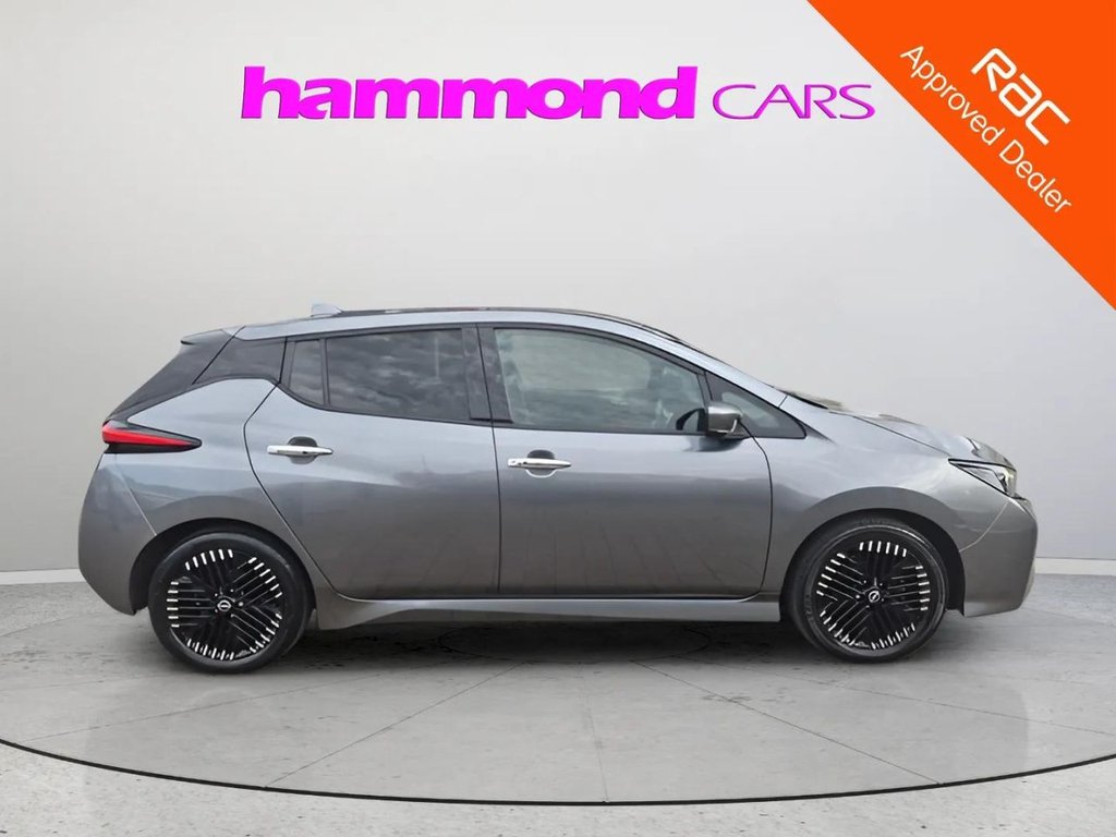 2023 Nissan Leaf — image 5