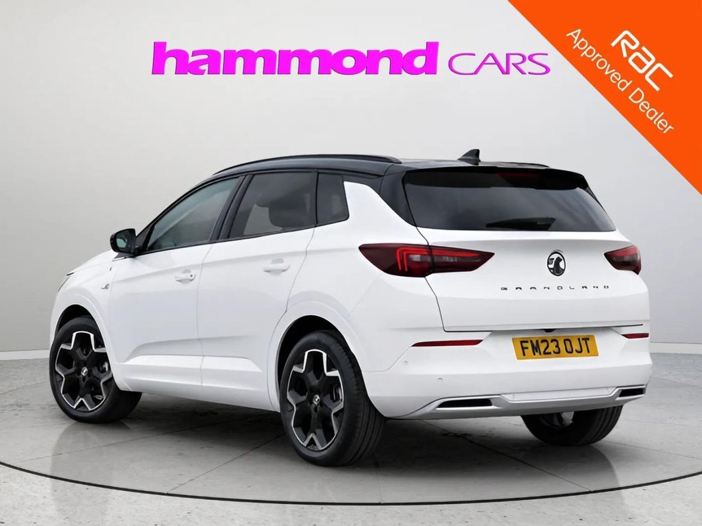 2023 Vauxhall Grandland — image 3