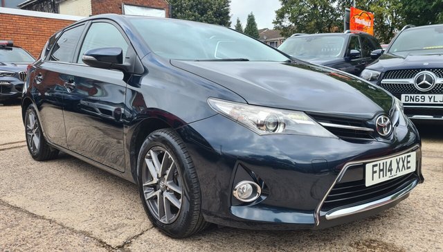 2014 Toyota AURIS