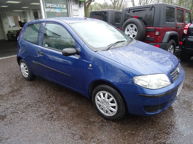 2004 04 Fiat Punto 1.2 8V ACTIVE 3d 59 BHP