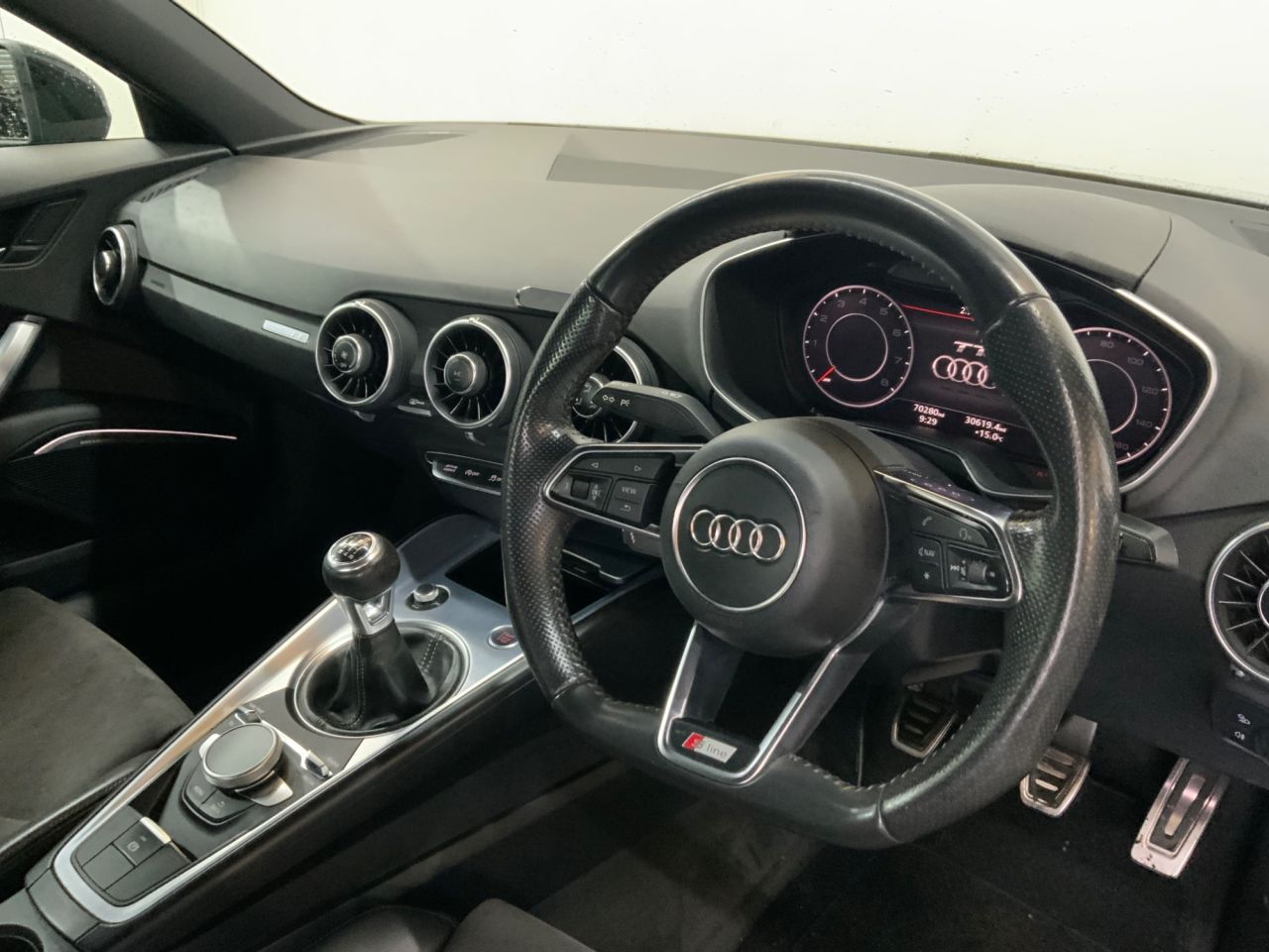 2017 AUDI TT 1.8 TFSI Black Edition Coupe 3dr Petrol Manual Euro 6 (s/s) (180 ps) - vehicle photo 22 for sale on PureCar