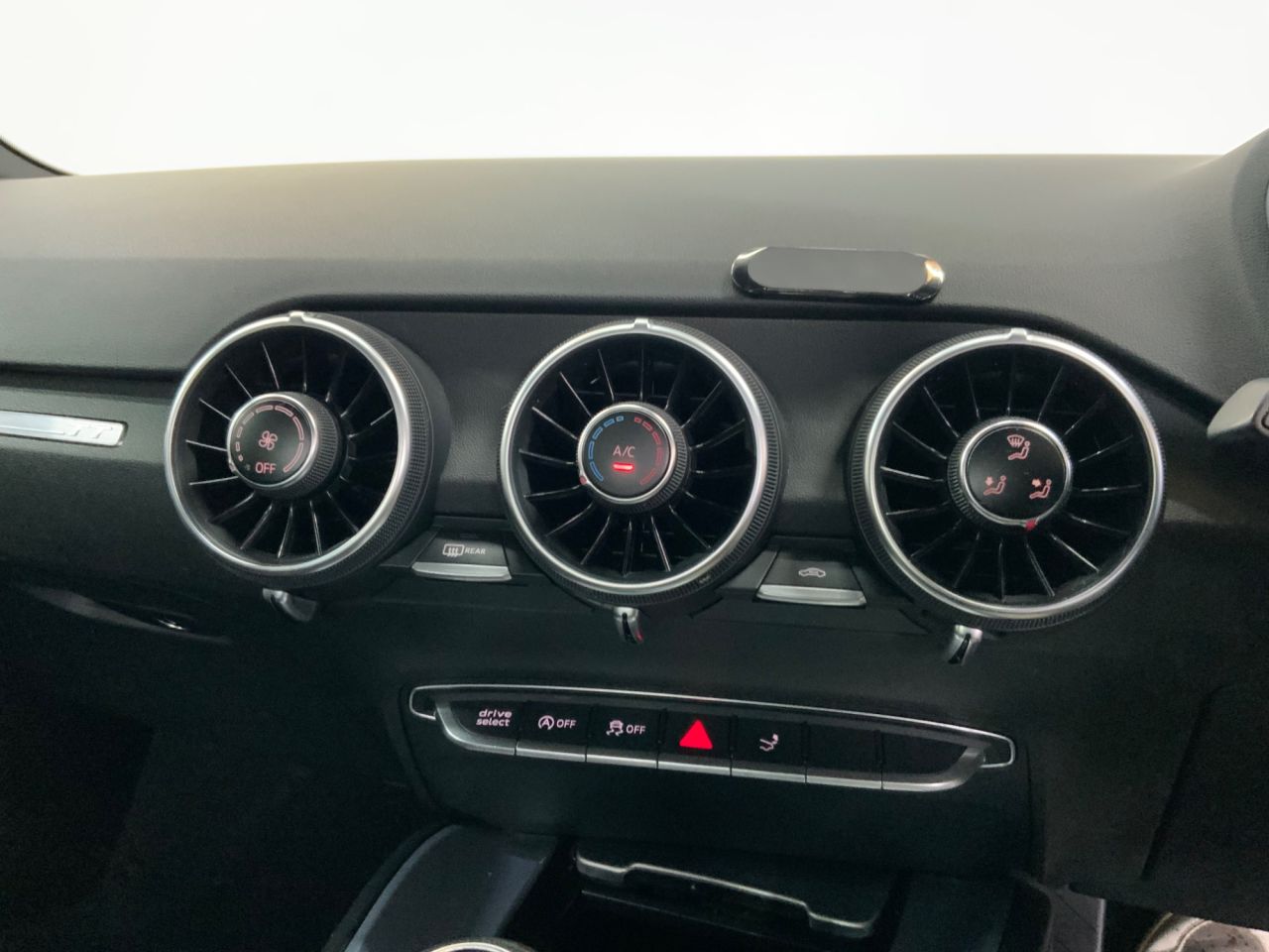 2017 AUDI TT 1.8 TFSI Black Edition Coupe 3dr Petrol Manual Euro 6 (s/s) (180 ps) - vehicle photo 25 for sale on PureCar