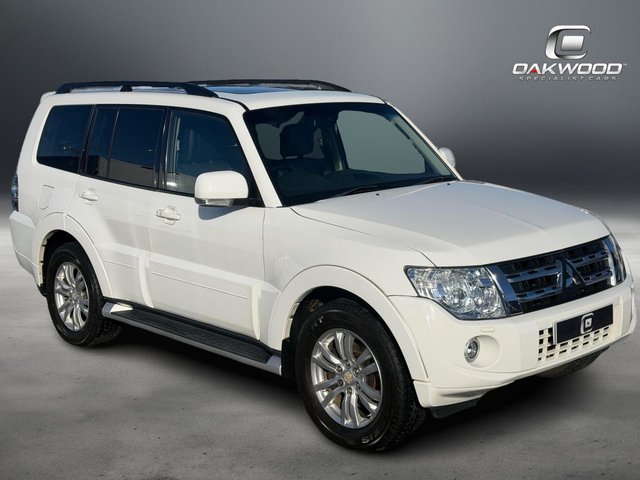 2013 Mitsubishi Shogun