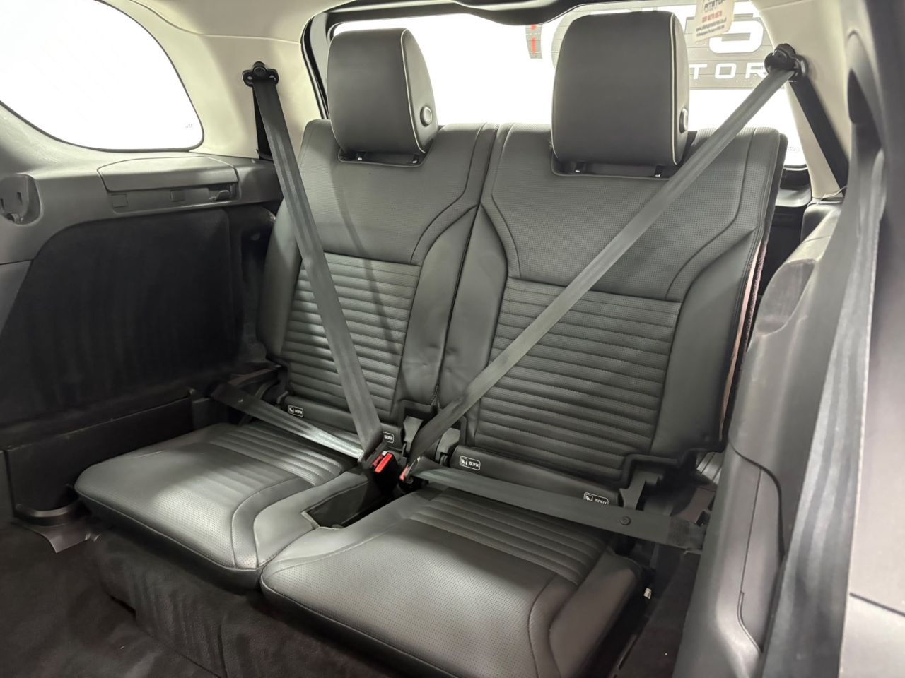 2017 LAND ROVER DISCOVERY 3.0 TD V6 HSE SUV 5dr Diesel Auto 4WD Euro 6 (s/s) (258 ps) - vehicle photo 57 for sale on PureCar