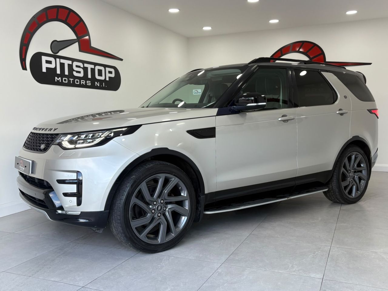 2017 LAND ROVER DISCOVERY