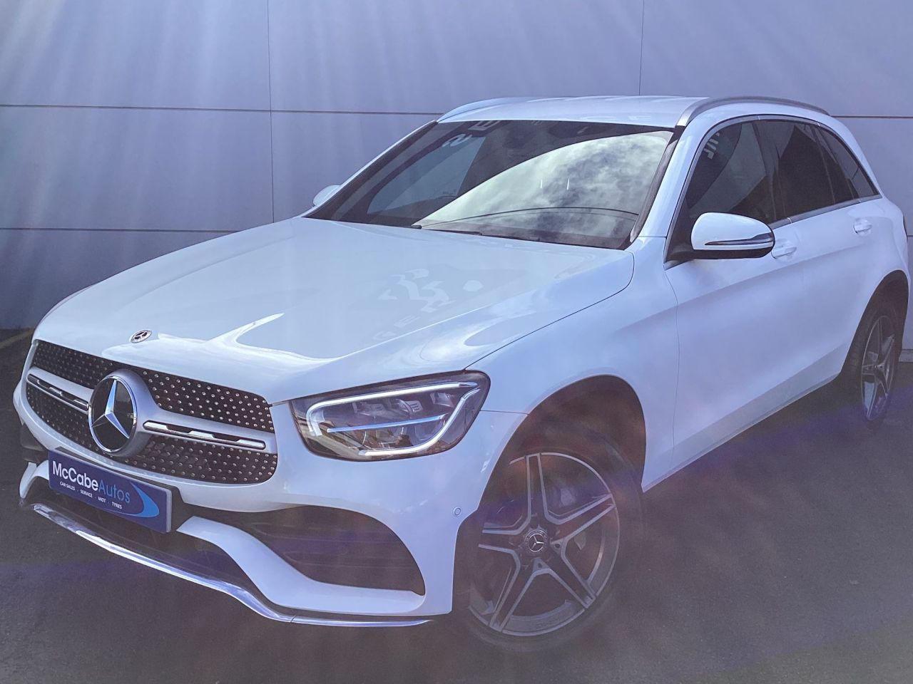 2021 MERCEDES GLC 2.0 GLC220d AMG Line SUV 5dr Diesel G-Tronic+ 4MATIC Euro 6 (s/s) (194 ps) - vehicle photo 3 for sale on PureCar