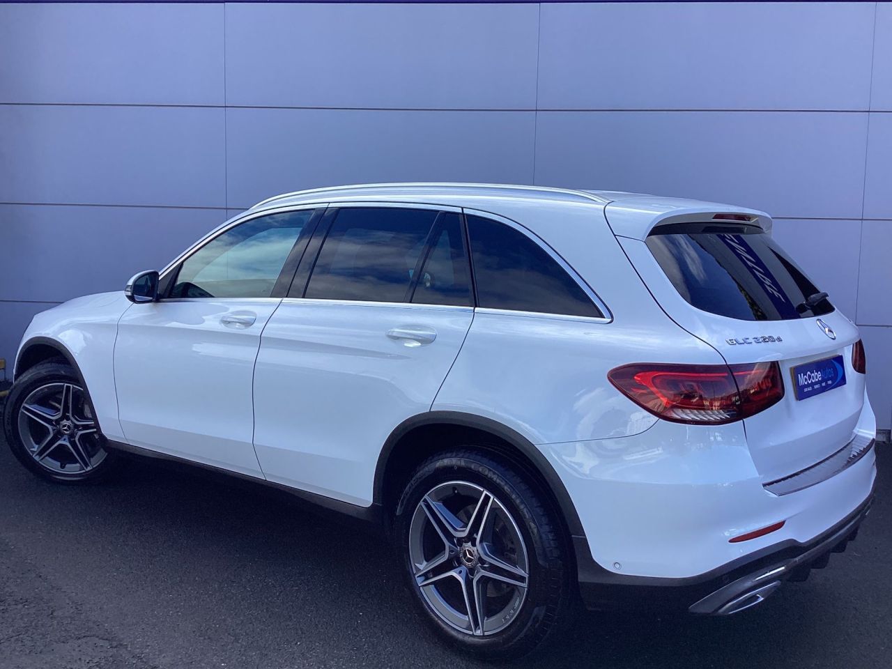 2021 MERCEDES GLC 2.0 GLC220d AMG Line SUV 5dr Diesel G-Tronic+ 4MATIC Euro 6 (s/s) (194 ps) - vehicle photo 4 for sale on PureCar