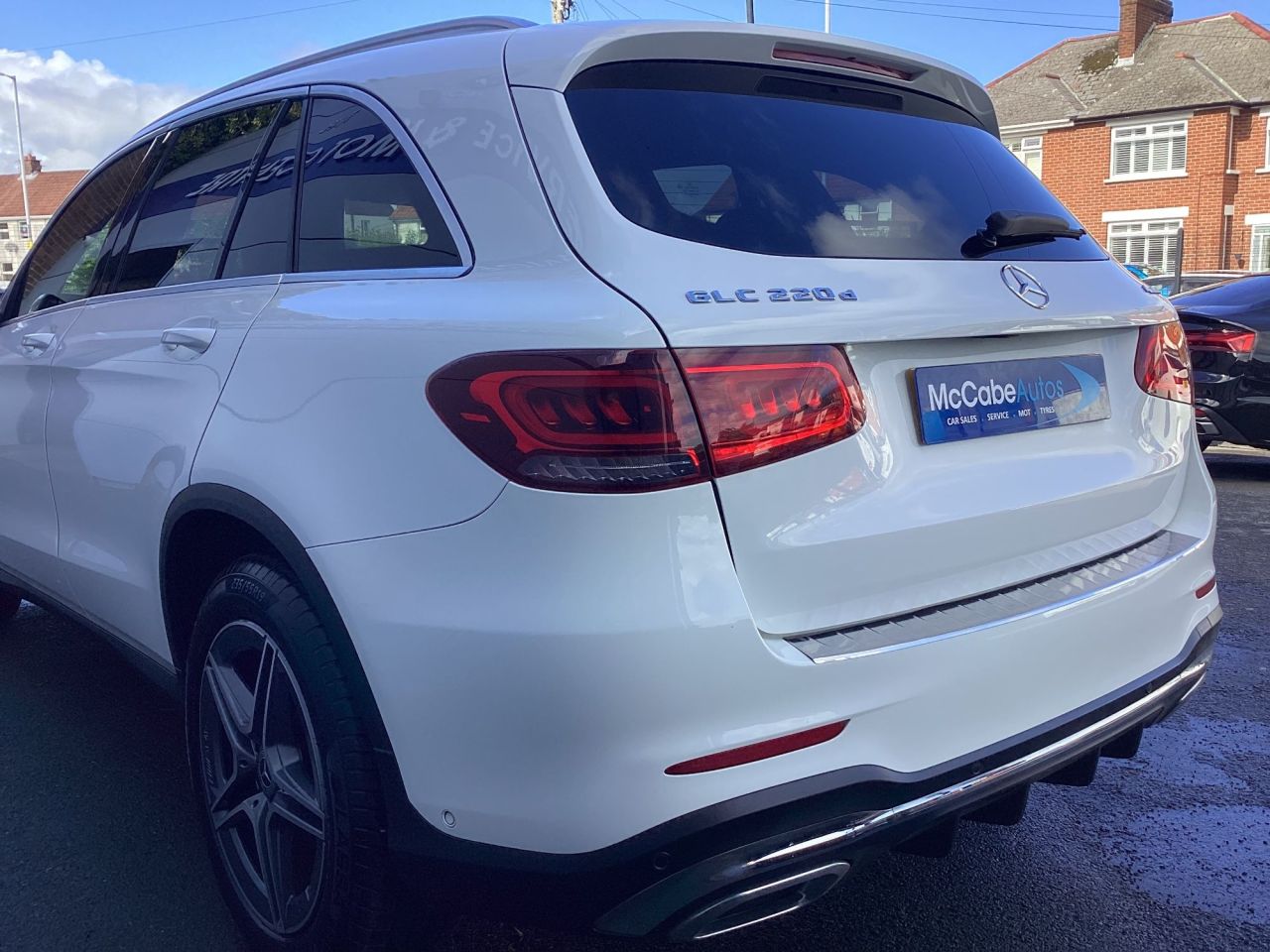 2021 MERCEDES GLC 2.0 GLC220d AMG Line SUV 5dr Diesel G-Tronic+ 4MATIC Euro 6 (s/s) (194 ps) - vehicle photo 28 for sale on PureCar