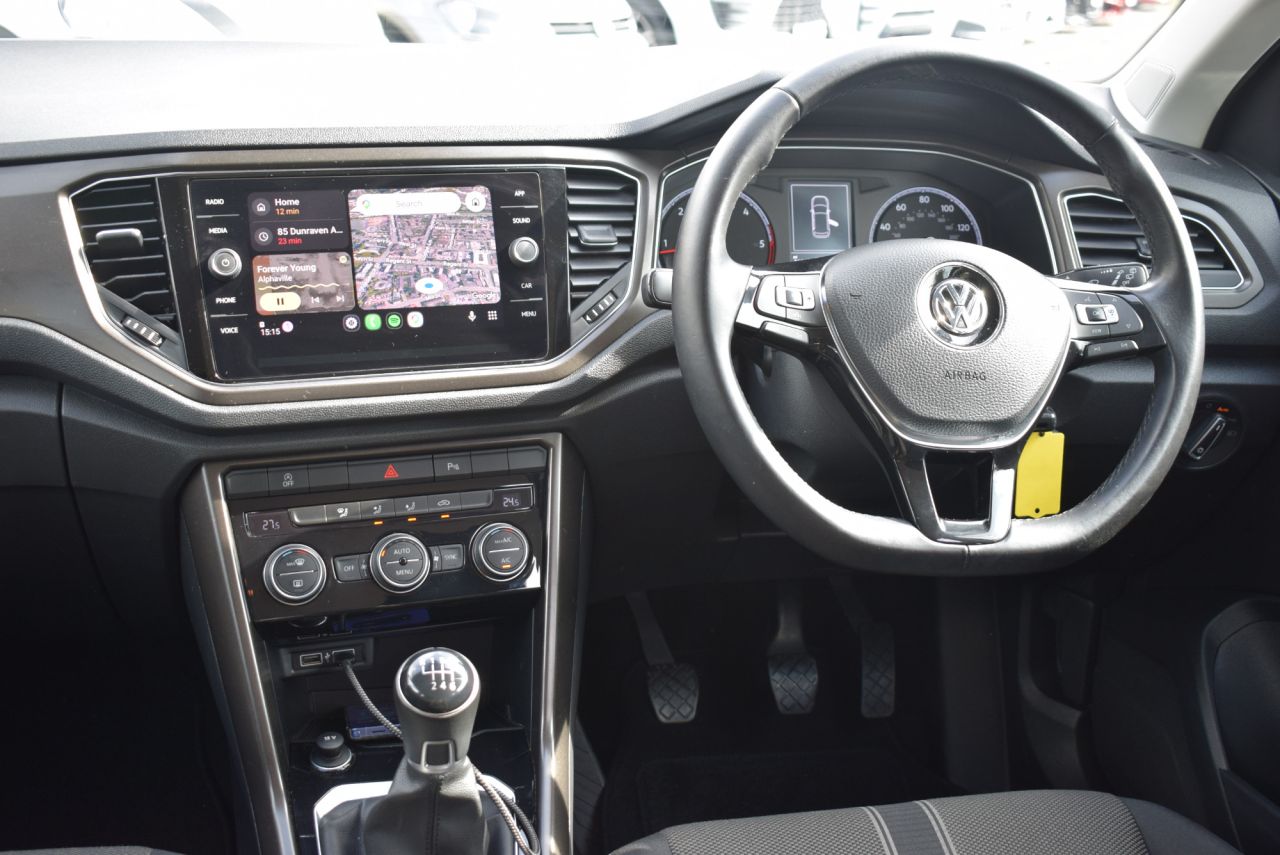 2020 VOLKSWAGEN T-ROC 1.6 TDI SE SUV 5dr Diesel Manual Euro 6 (s/s) (115 ps) 2 Owners - vehicle photo 19 for sale on PureCar